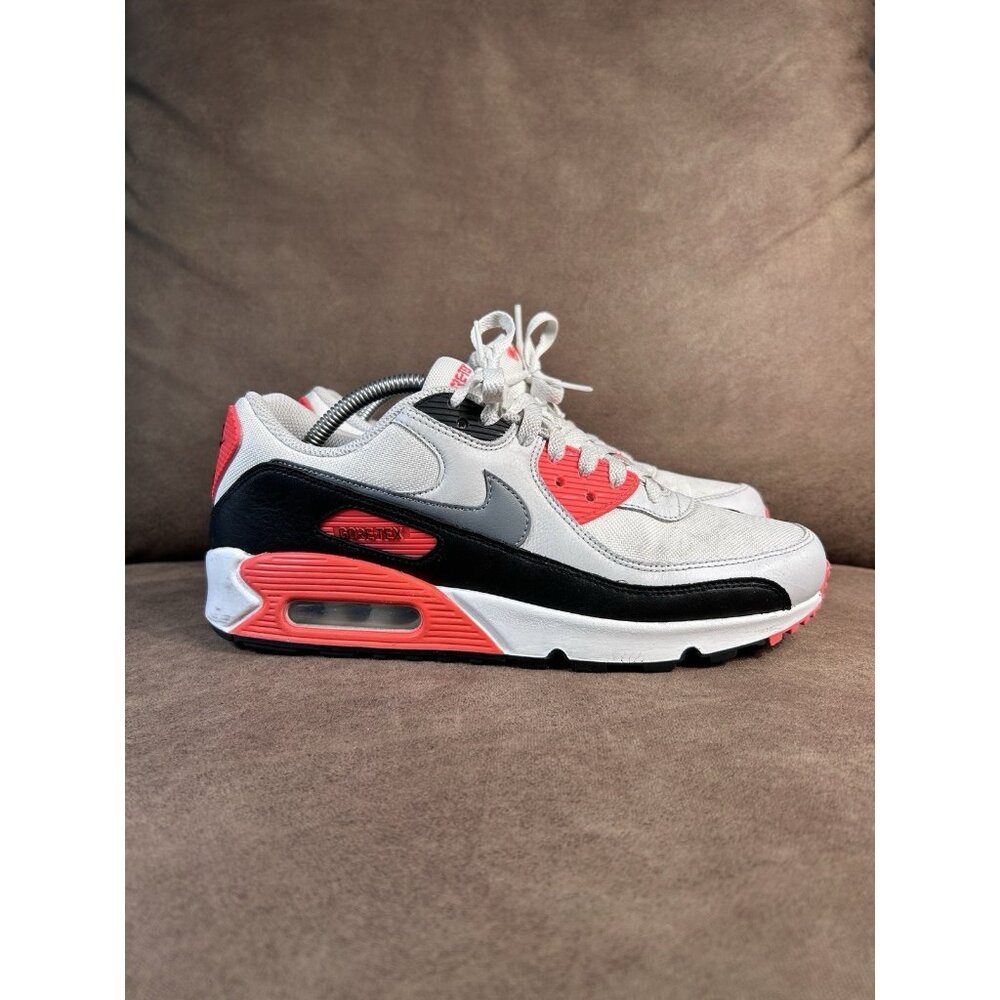 Nike Air Max 90 GTX Gore-Tex Infrared Sneakers FD5810-101 Mens Size 8  Pre-owned